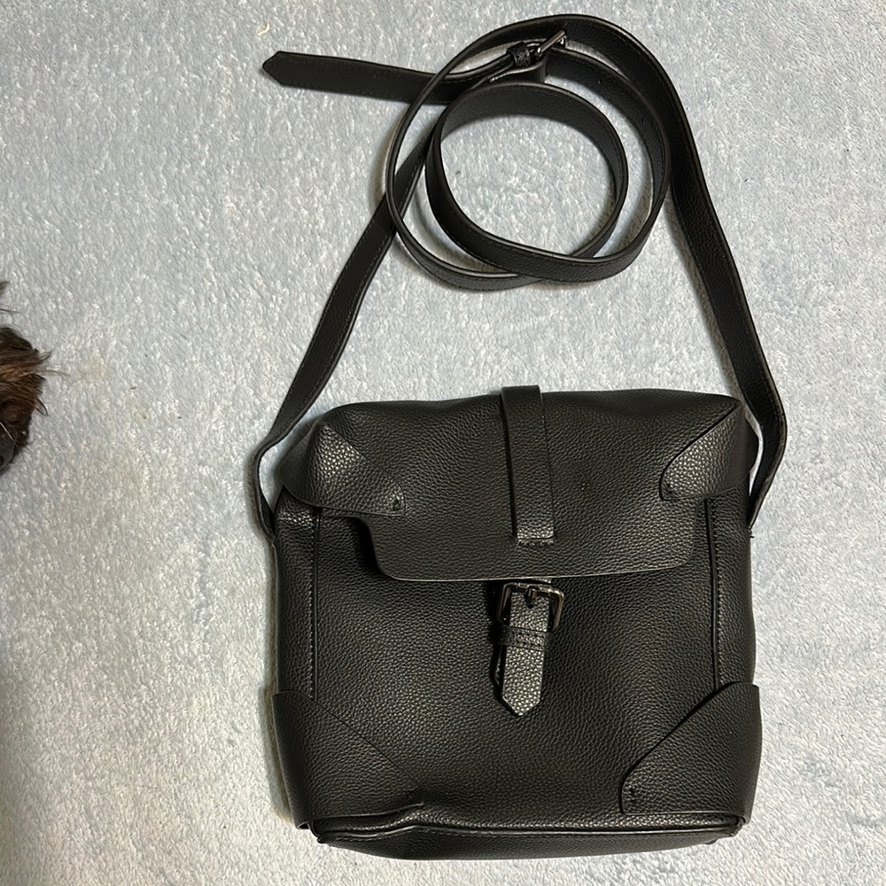 Sondra Roberts Squared crossbody bag